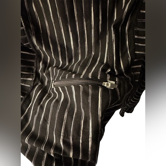 Athleta Striped Elite Half Zip - Picture 4 of 8